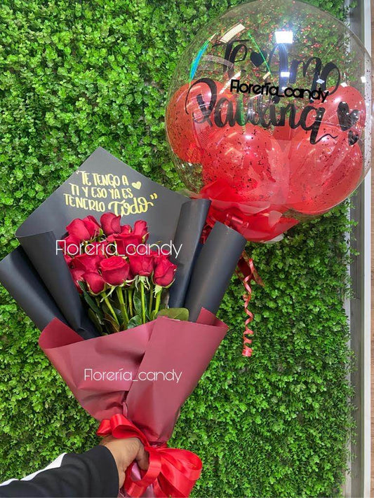 RAMO DE 24 ROSAS CON GLOBO