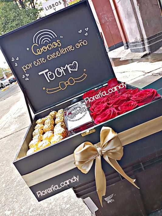 CAJA CON TEQUILA DON JULIO 70 AÑEJO 700 ML