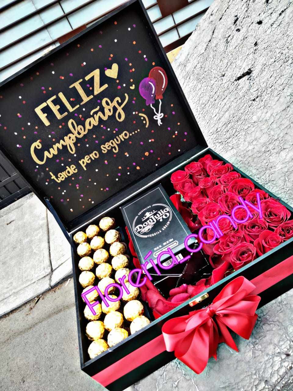 CAJA CON TEQUILA DON JULIO 70 AÑEJO 700 ML