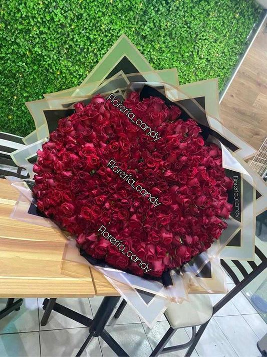RAMO DE ROSAS 500